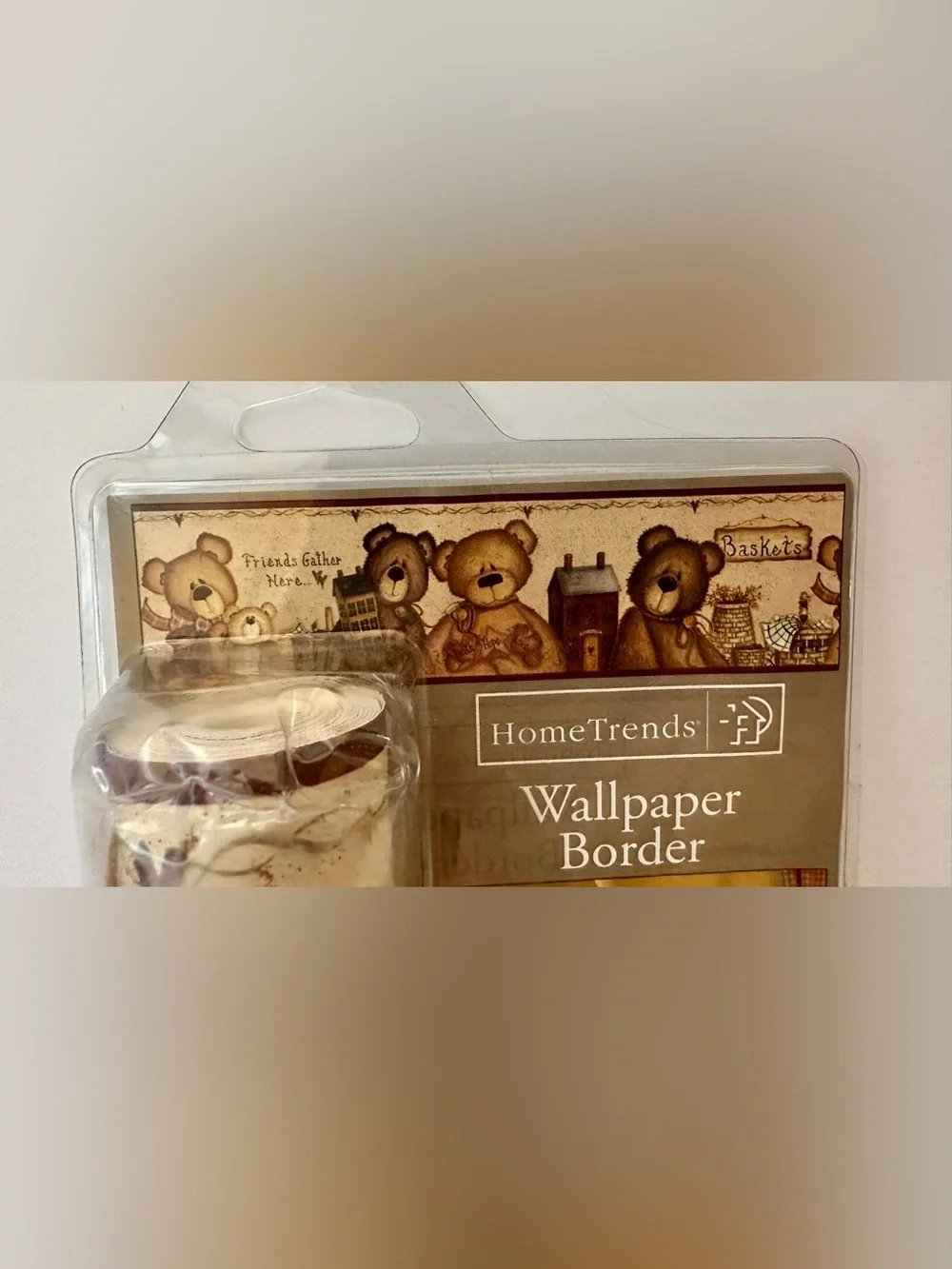 HomeTrends Country Bear Wallpaper Border “Friends Gather Here”